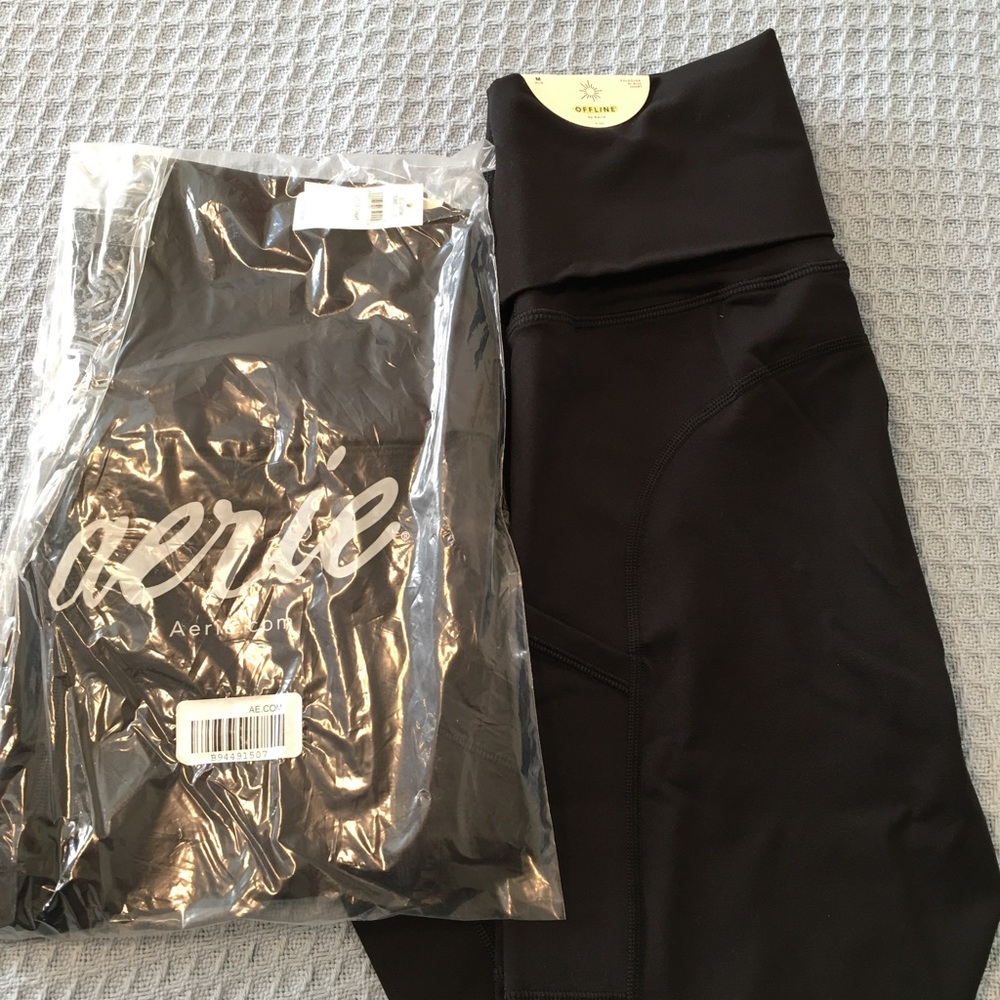 Aerie the Hugger 2 pairs of leggings black size medium high rise
